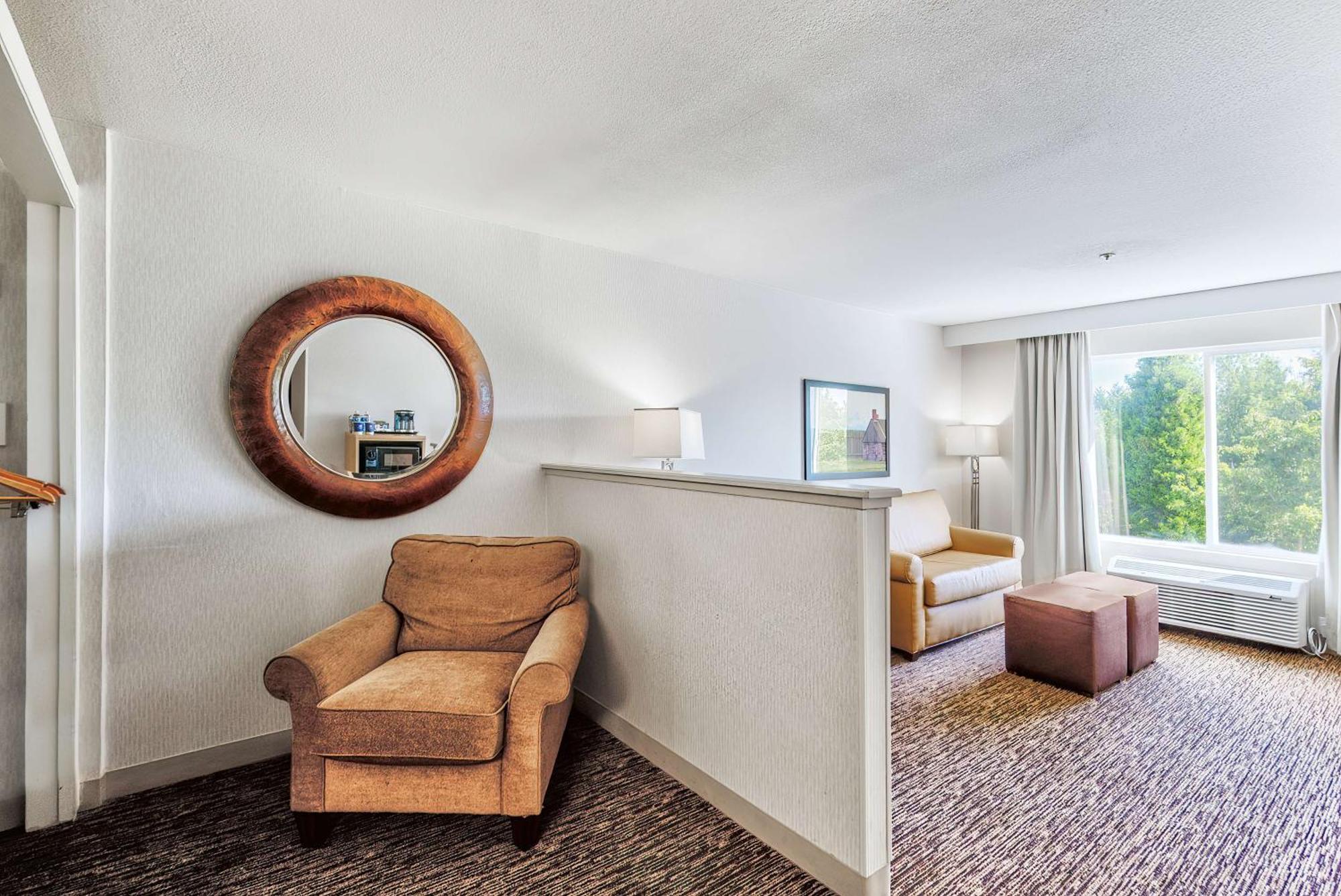 Doubletree By Hilton Vancouver Bagian luar foto